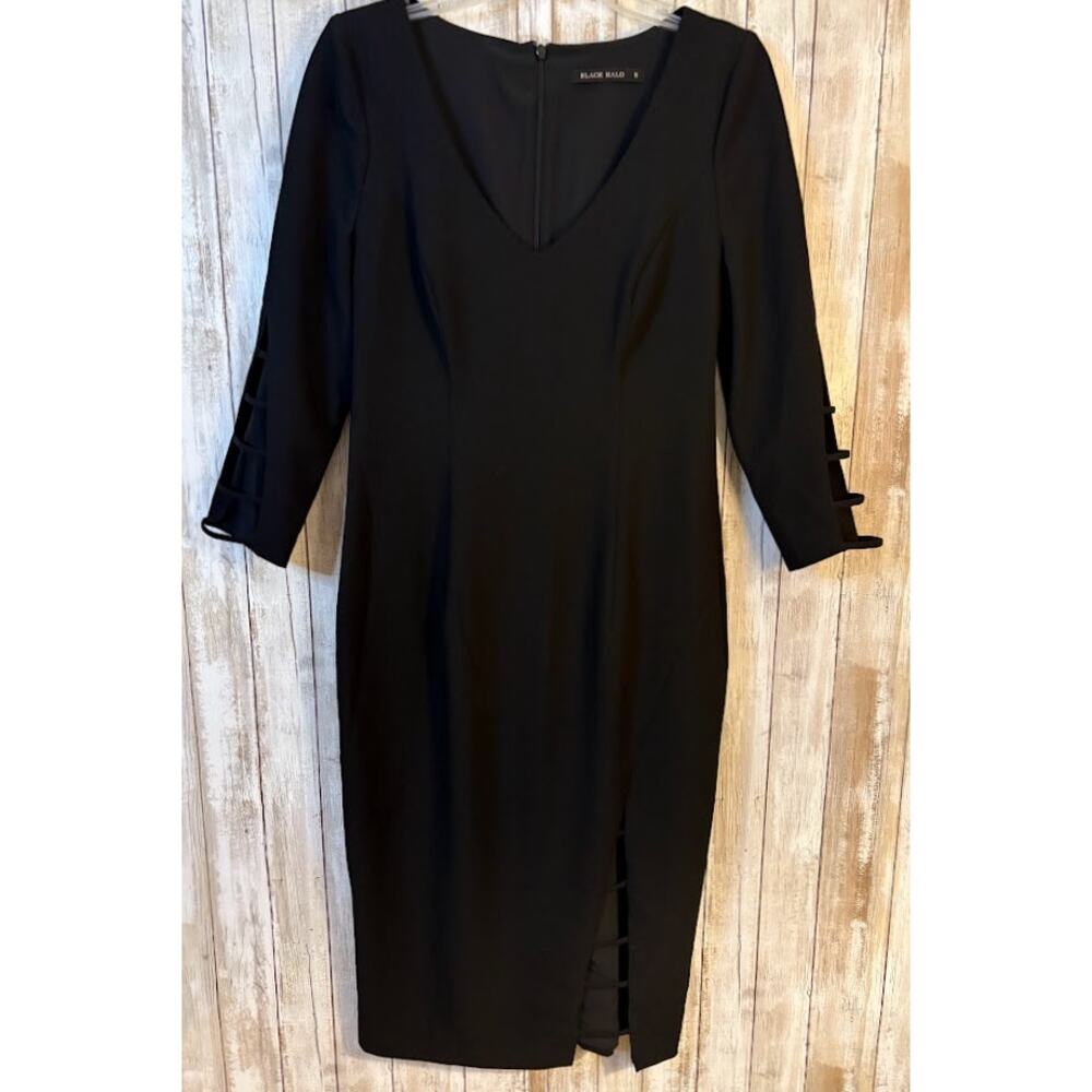 Black Halo V-Neck Sheath Dress -‎ Size 8 - Little Black Dress
